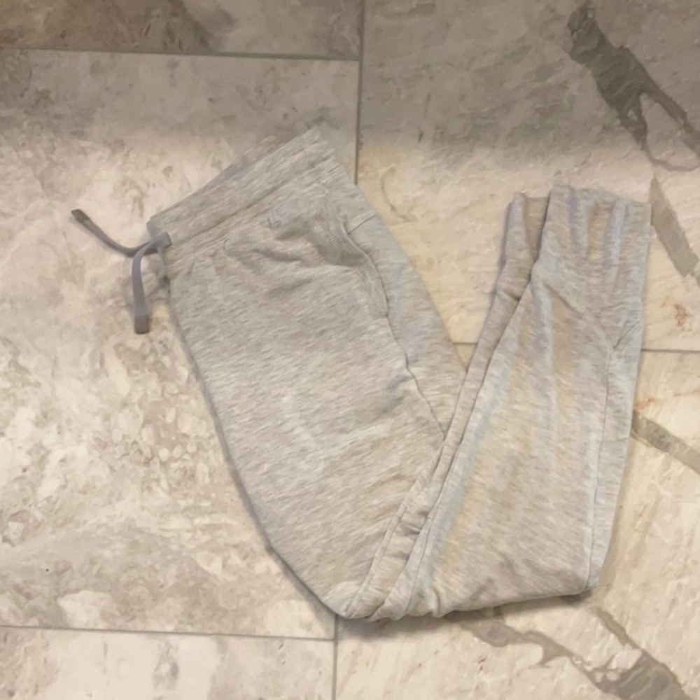 Casual leggings/sweatpants comfy, stretchy, new and washed